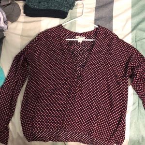 Billabong v neck top